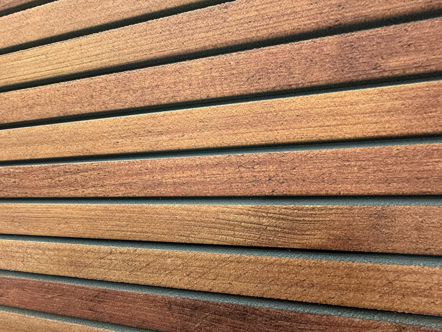 Panou Decorativ Polistiren Riflat Lemn Nuc 100×50×4 cm | CI-02