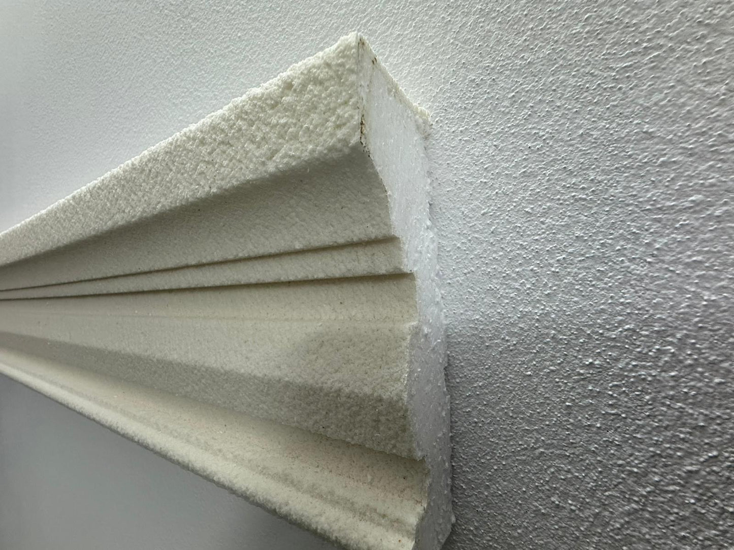 Ancadrament Exterior Polistiren 15 × 5 × 200 cm | CI-77-128